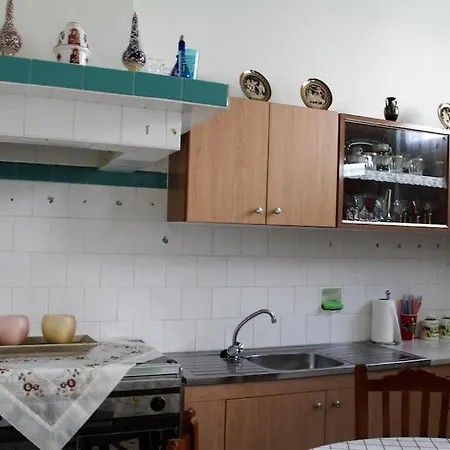 Дом отдыха Flora's Traditional Family House Malona Village