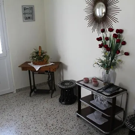 Flora's Traditional Family House *